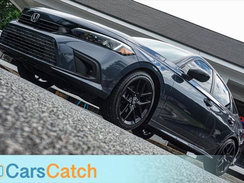 Used 2023 Honda Civic Sport image 4