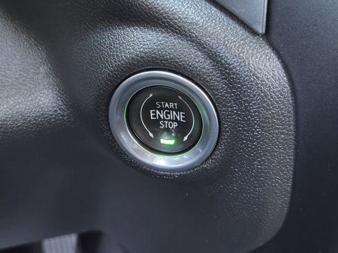 Used 2022 Chevrolet Silverado 1500 LT image 18