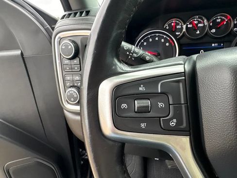 Used 2019 Chevrolet Silverado 1500 LT Trail Boss AWD/4WD image 15
