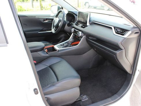 Used 2024 Toyota RAV4 Adventure AWD/4WD image 6