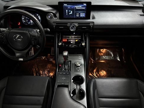 Used 2024 Lexus IS 350 F Sport image 16