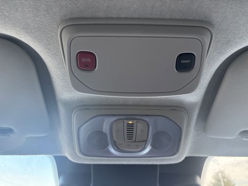 New 2026 RAM ProMaster 3500 w/ Premium Convenience Group image 28