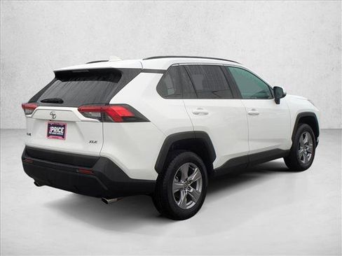 Used 2025 Toyota RAV4 XLE w/ Weather Package FWD image 5
