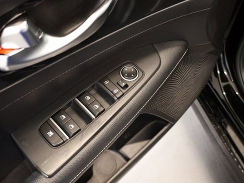 Used 2023 Kia Forte GT-Line image 8