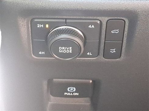 New 2025 Ford Expedition Platinum w/ Platinum Ultimate Package image 16