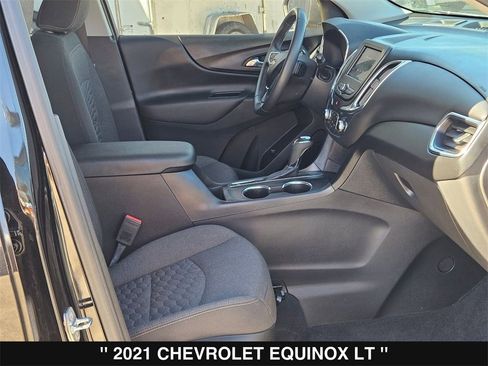 Used 2021 Chevrolet Equinox LT image 29
