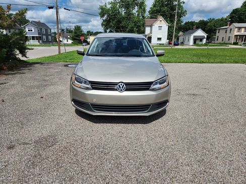 Used 2013 Volkswagen Jetta SE FWD image 5