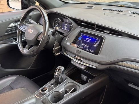 Used 2019 Cadillac XT4 Sport w/ Cold Weather Package image 7