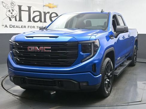 Used 2023 GMC Sierra 1500 Elevation AWD/4WD image 7
