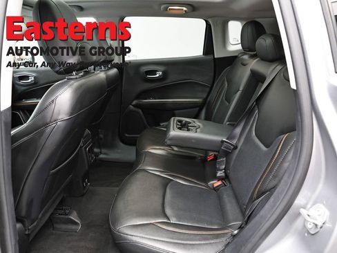 Used 2018 Jeep Compass Limited w/ Navigation Group AWD/4WD image 22