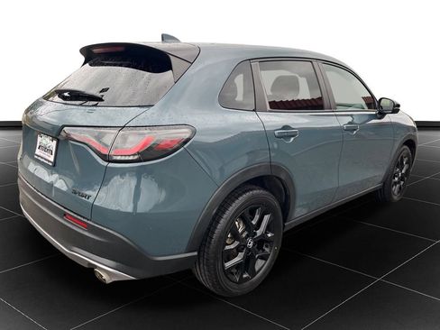 Used 2023 Honda HR-V Sport image 5