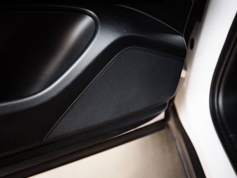 Certified 2023 Porsche Cayenne AWD/4WD image 21