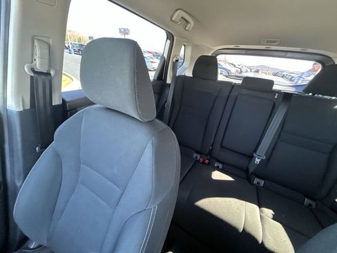 Used 2023 Nissan Rogue S image 14