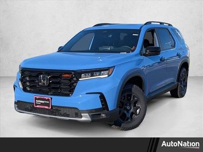 New 2025 Honda Pilot TrailSport