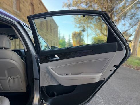 Used 2015 Hyundai Sonata Limited w/ Option Group 06 image 27