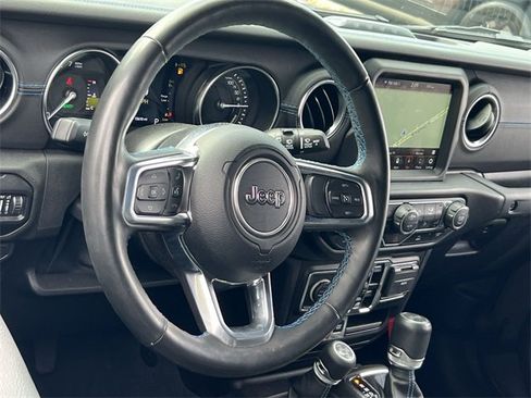 Used 2022 Jeep Wrangler Unlimited Rubicon 4xe w/ Cold Weather Group image 20