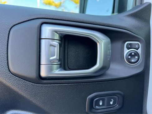 Used 2024 Jeep Wrangler Sport S w/ Convenience Group image 16