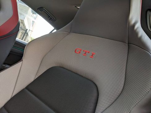 New 2026 Volkswagen GTI SE image 11