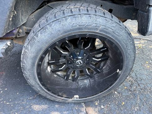 Used 2017 Jeep Wrangler Unlimited Sport w/ Quick Order Package 24S AWD/4WD image 8