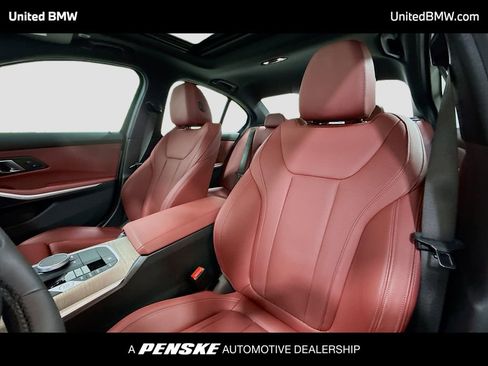 Used 2025 BMW 330i Sedan image 5