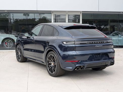 New 2025 Porsche Cayenne S image 3