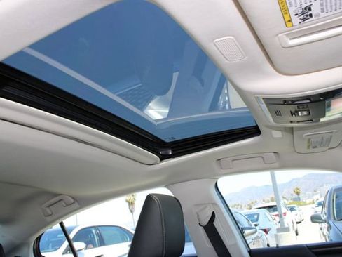 Certified 2023 Lexus ES 350 w/ Premium Package FWD image 6
