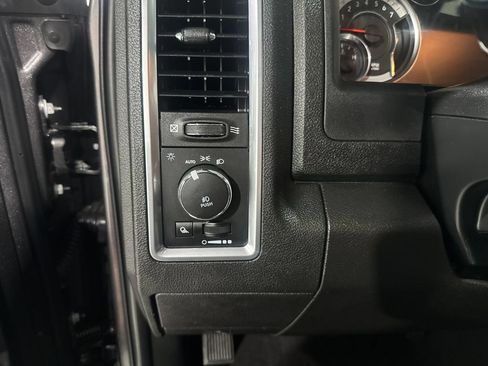 Used 2021 RAM 1500 Warlock AWD/4WD image 37