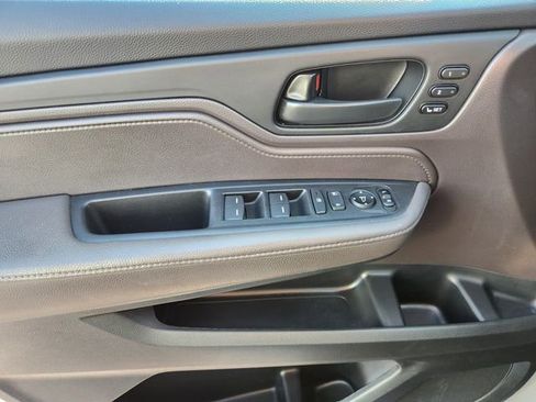 Used 2021 Honda Odyssey EX-L image 24