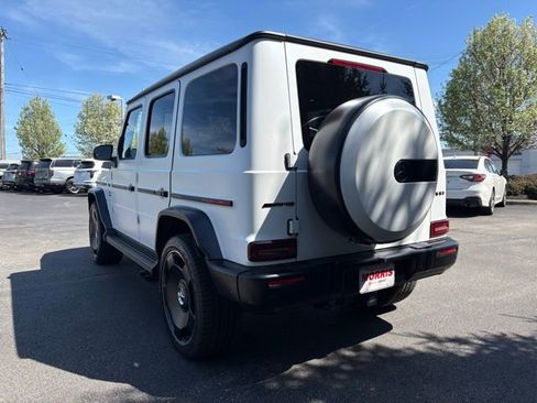 Used 2025 Mercedes-Benz G 63 AMG 4MATIC image 3