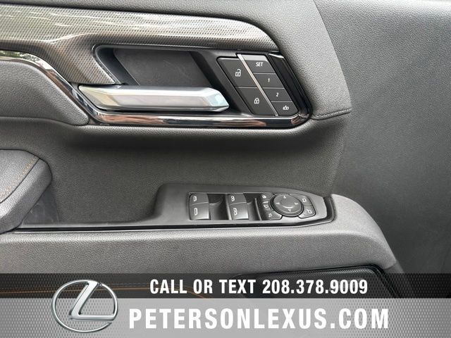 Used 2025 GMC Sierra 3500 AT4 w/ AT4 Premium Plus Package AWD/4WD image 23