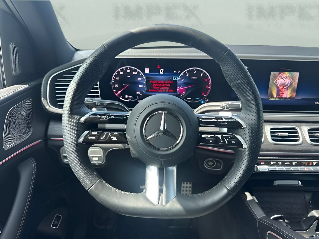 Used 2025 Mercedes-Benz GLS 450 4MATIC image 14