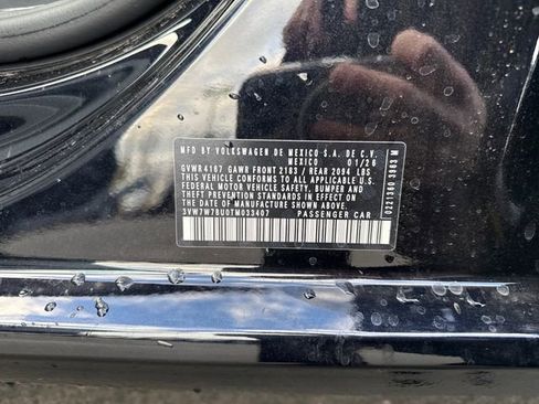 New 2026 Volkswagen Jetta SE FWD image 17