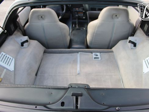 Used 1996 Chevrolet Corvette Coupe RWD image 10