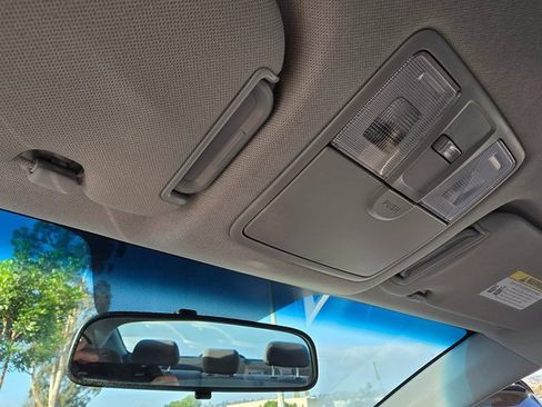 Used 2016 Hyundai Elantra Sport image 37