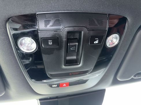 Used 2024 Kia Sportage SX image 13