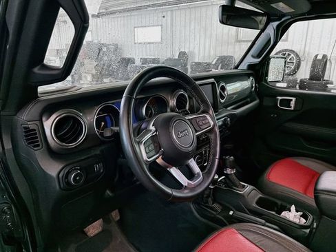 Used 2023 Jeep Wrangler Unlimited Sahara w/ Cold Weather Group AWD/4WD image 8