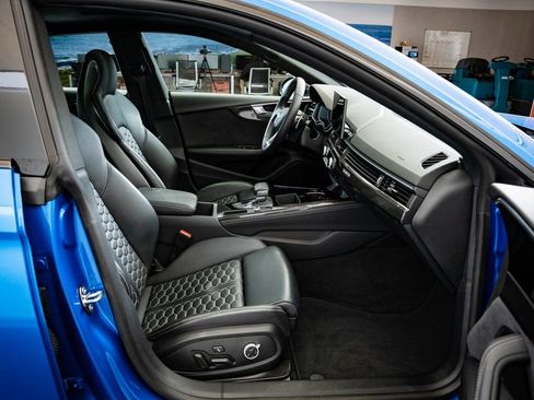 Used 2022 Audi RS 5 Sportback w/ Black Optic Carbon Package image 26