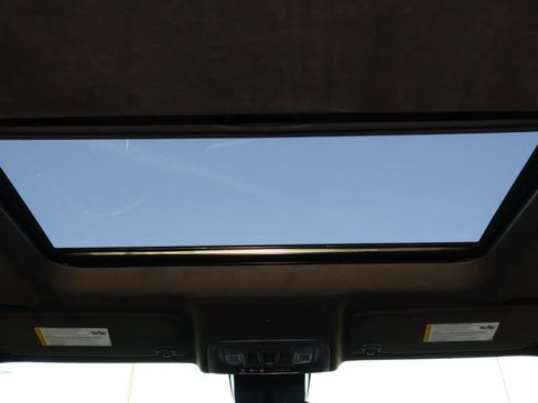 Used 2024 GMC Sierra 3500 Denali Ultimate image 12