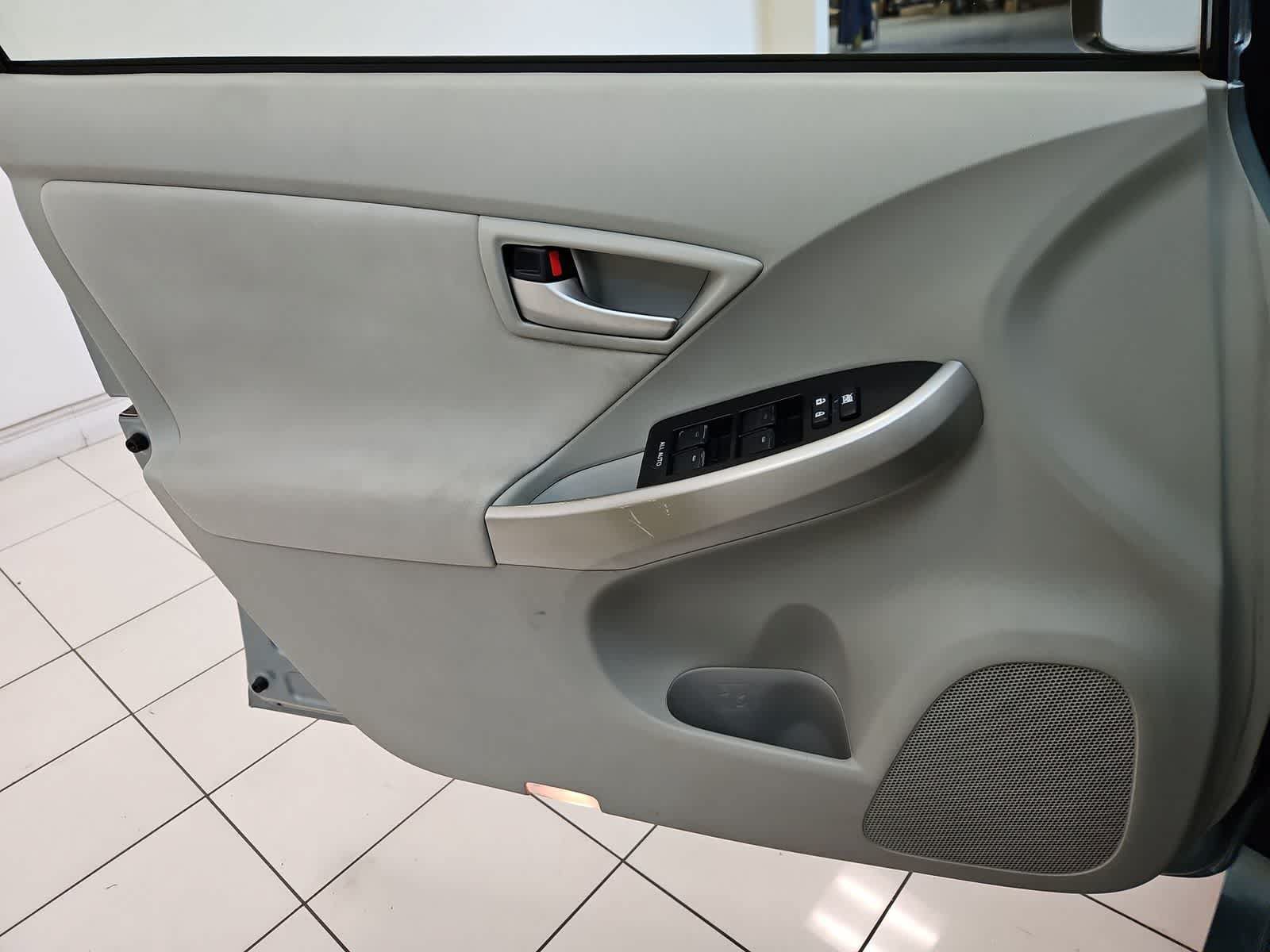 Used 2014 Toyota Prius Three FWD image 13