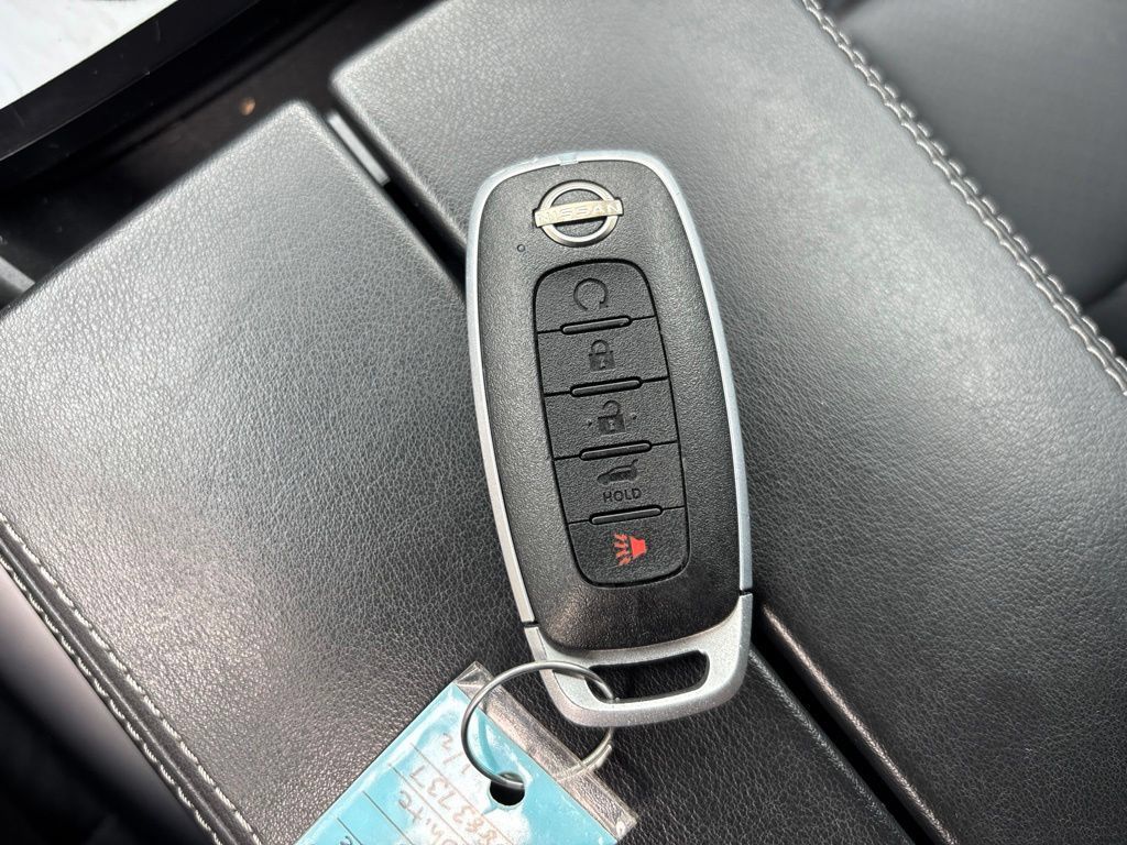 Certified 2023 Nissan Rogue SV w/ SV Premium B Package AWD/4WD image 30