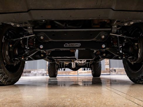 Used 2024 GMC Sierra 2500 AT4X image 15