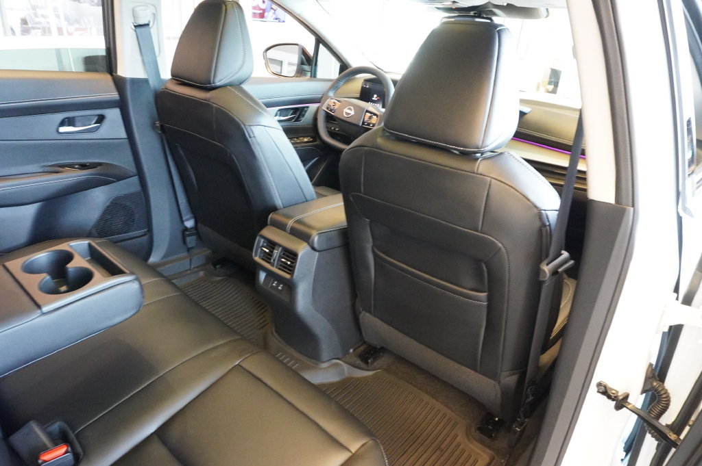 Certified 2025 Nissan Murano SL AWD/4WD image 10