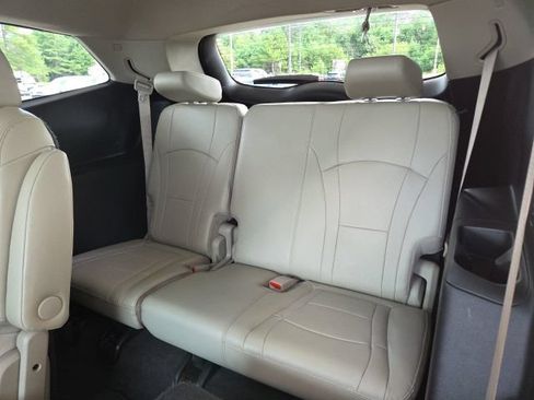 Used 2020 Buick Enclave Essence FWD image 22