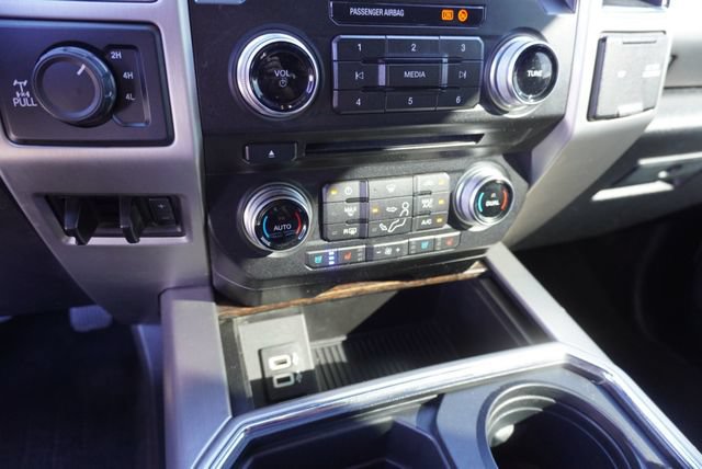 Used 2017 Ford F250 Platinum w/ Platinum Ultimate Package AWD/4WD image 42
