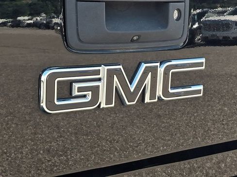 Used 2017 GMC Sierra 1500 Denali w/ Denali Ultimate Package AWD/4WD image 32