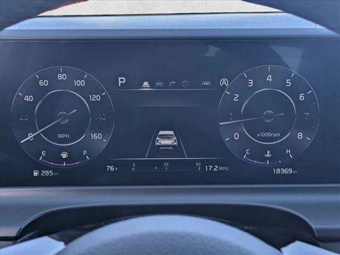 Used 2024 Kia Seltos EX image 11