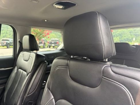 Used 2021 Jeep Grand Cherokee L Limited AWD/4WD image 20