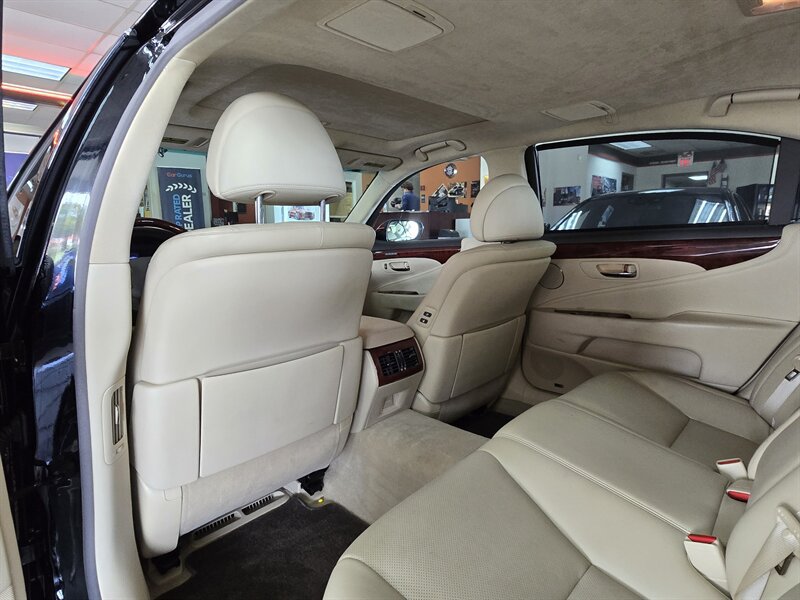 Used 2011 Lexus LS 460 L w/ Luxury Pkg AWD/4WD image 11