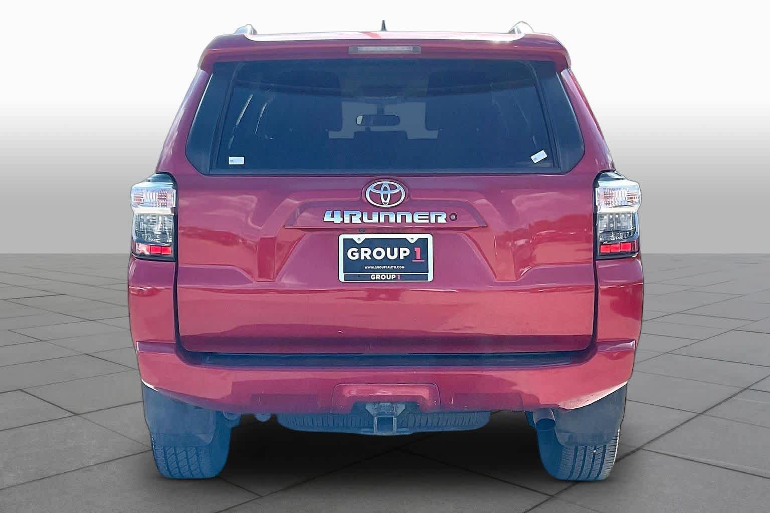 Used 2017 Toyota 4Runner SR5 RWD image 5