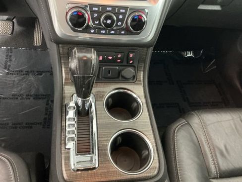 Used 2015 GMC Acadia SLT AWD/4WD image 19